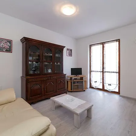 App Julia Apartamento Kanfanar